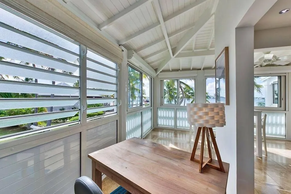 Apartment La Vida - Duplex On The Beach Baie Nettle